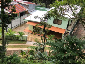 Casa Encantada - Manuel Antonio - Aire Acondicionado - Wifi - Parking - Max 5 Guest